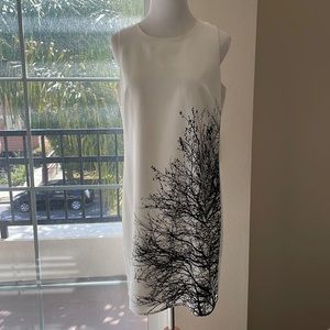 Vince Camuto Black and White Tree Shift Dress - 8